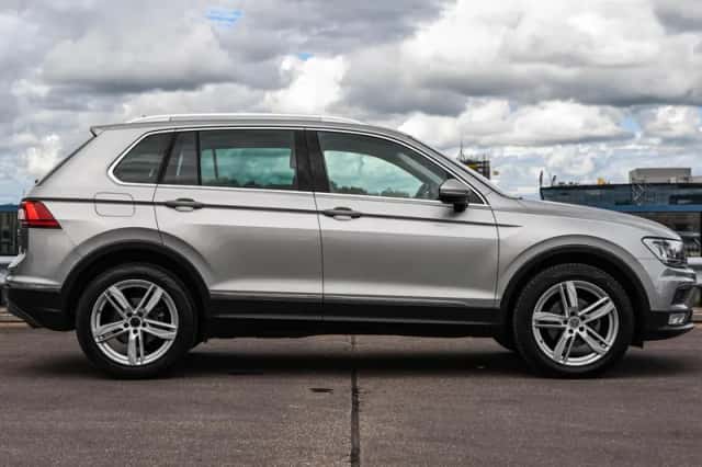 Volkswagen Tiguan (2016) thumbnail 6