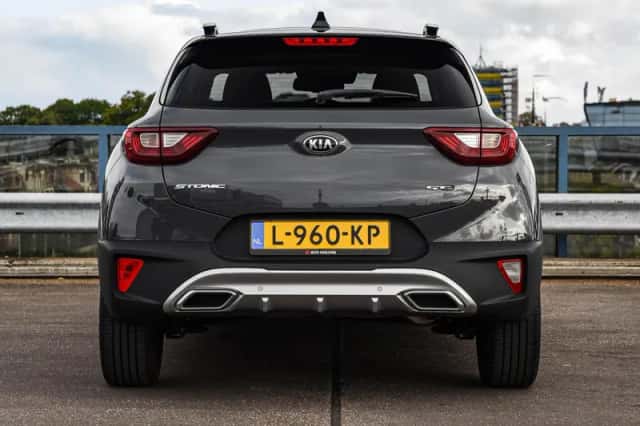 Kia Stonic (2021) thumbnail 5
