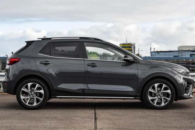 Kia Stonic (2021) thumbnail 6