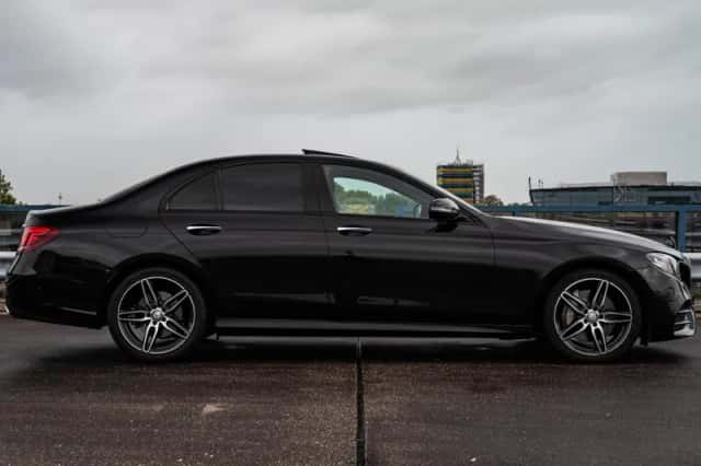 Mercedes-Benz E-Klasse (2016) thumbnail 6