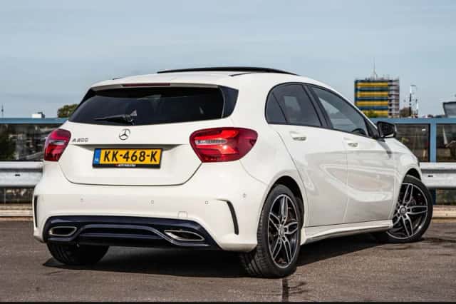 Mercedes-Benz A-Klasse (2016) thumbnail 3