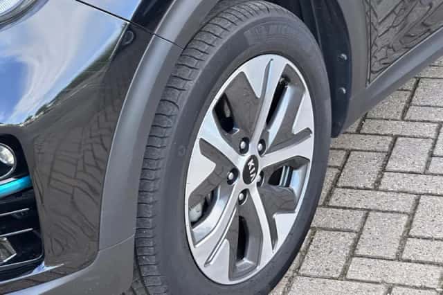 Kia Niro EV (2021) thumbnail 4