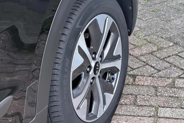 Kia Niro EV (2021) thumbnail 5