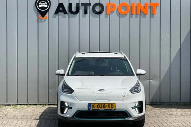 Kia Niro EV (2021) thumbnail 3