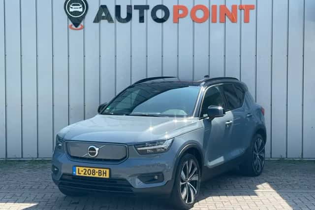 Volvo XC40 (2021) thumbnail 1