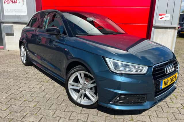 Audi A1 (2015) thumbnail 1