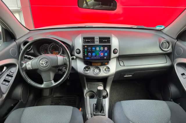 Toyota RAV4 (2008) thumbnail 3