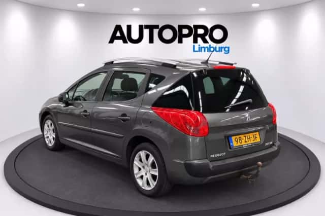 Peugeot 207 (2008) thumbnail 2