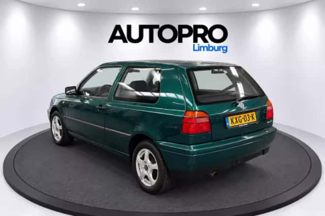 Volkswagen Golf (1996) thumbnail 2