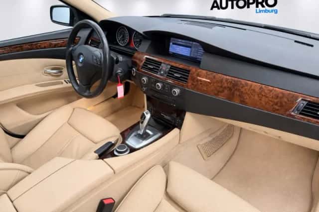 BMW 5-Serie (2008) thumbnail 3