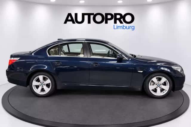 BMW 5-Serie (2008) thumbnail 6