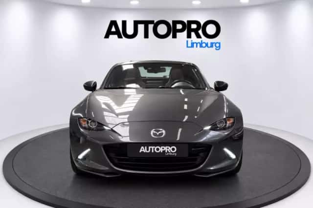 Mazda MX-5 (2020) thumbnail 4