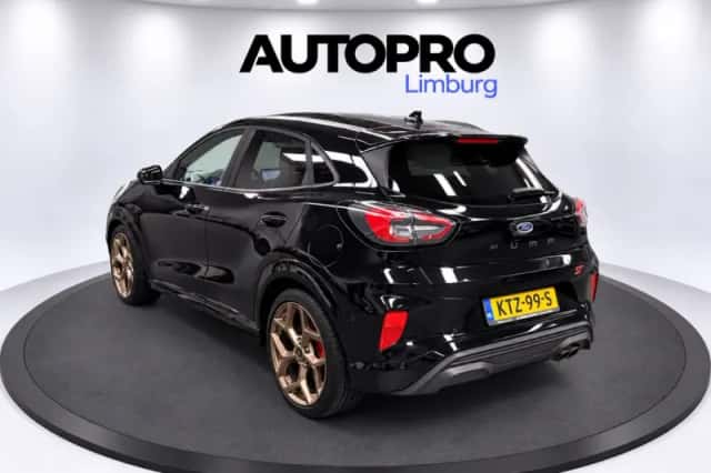 Ford Puma (2023) thumbnail 2