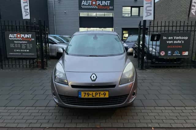 Renault Grand Scénic (2010) thumbnail 2