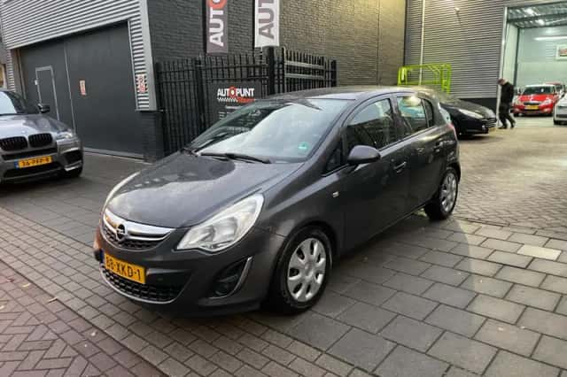 Opel Corsa (2012) thumbnail 1