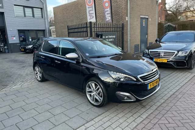 Peugeot 308 (2014) thumbnail 3