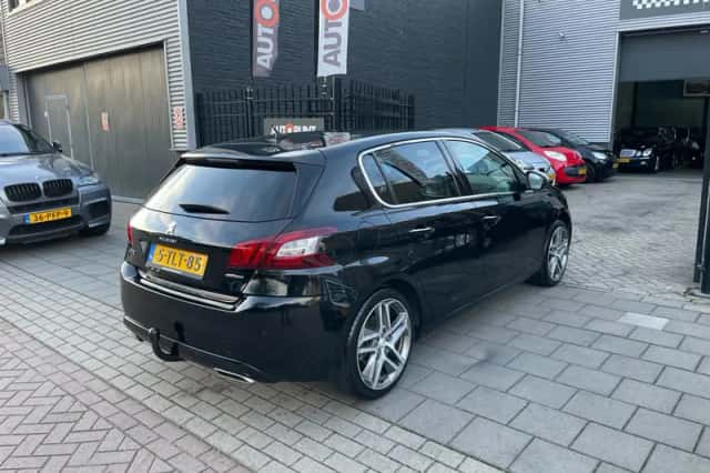 Peugeot 308 (2014) thumbnail 4