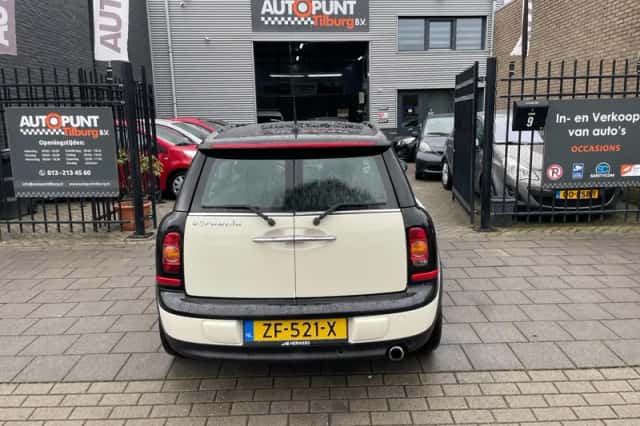 MINI Clubman (2009) thumbnail 5