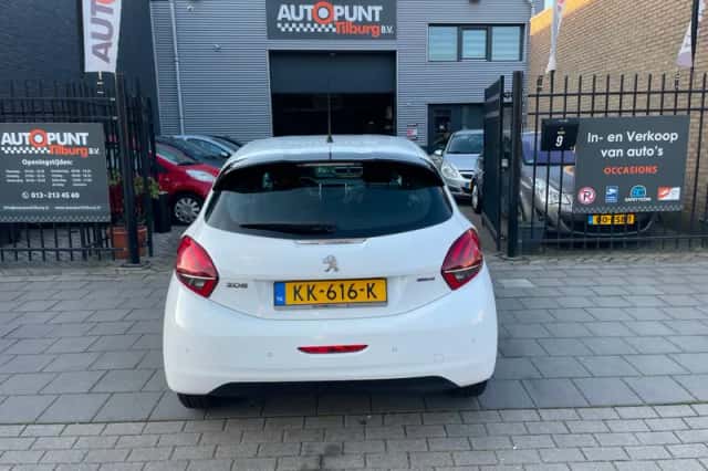 Peugeot 208 (2016) thumbnail 5