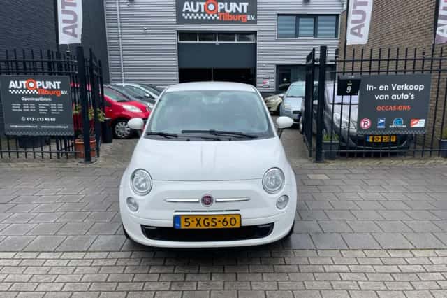 Fiat 500 (2014) thumbnail 2