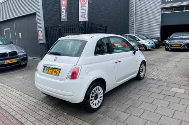 Fiat 500 (2014) thumbnail 4