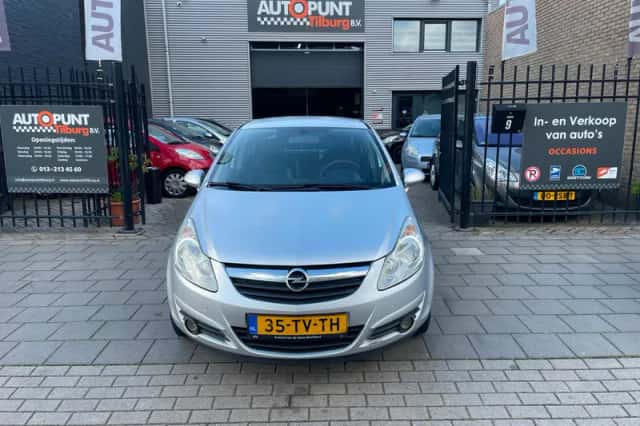 Opel Corsa (2007) thumbnail 2