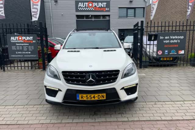 Mercedes-Benz M-Klasse (2013) thumbnail 2