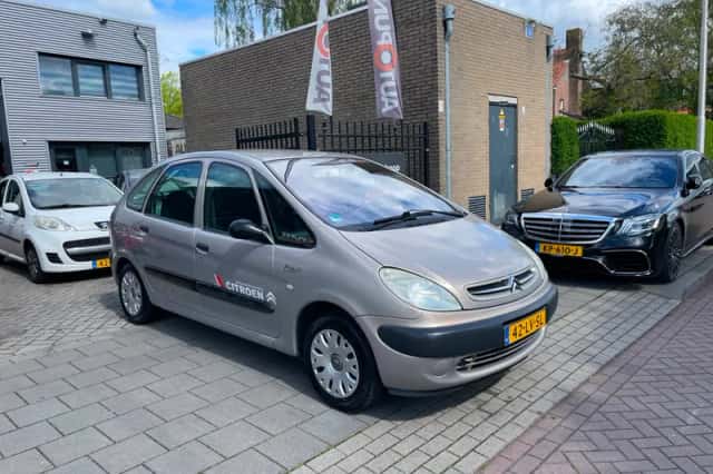 Citroën Xsara Picasso (2003) thumbnail 3