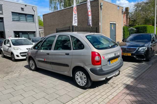 Citroën Xsara Picasso (2003) thumbnail 6