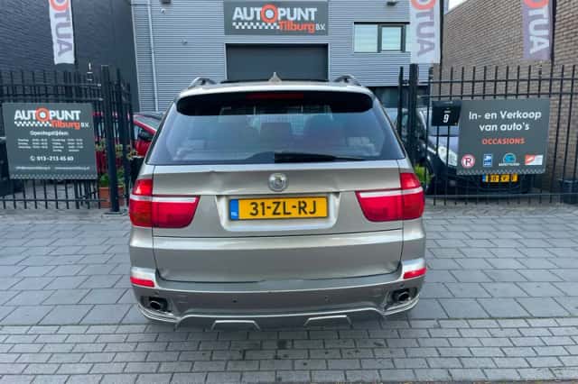BMW X5 (2008) thumbnail 5