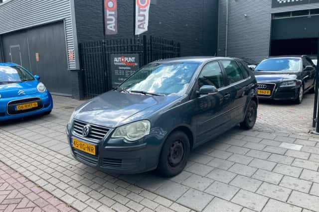 Volkswagen Polo (2007) thumbnail 1