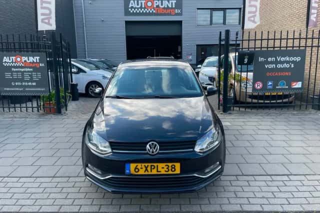Volkswagen Polo (2014) thumbnail 2
