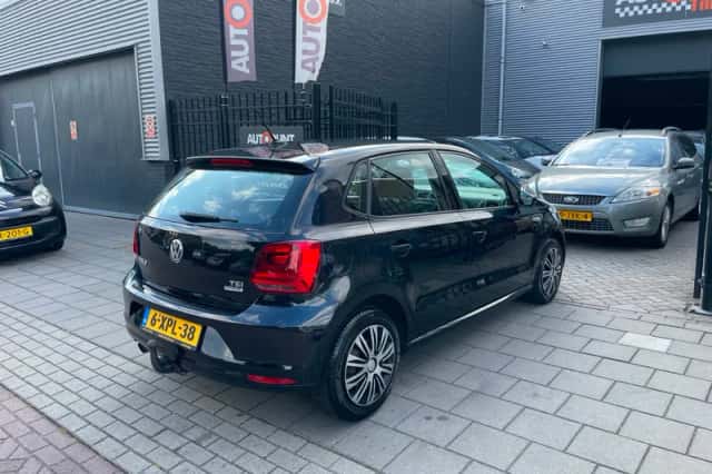 Volkswagen Polo (2014) thumbnail 4