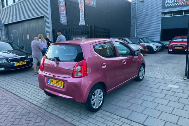Suzuki Alto (2010) thumbnail 4