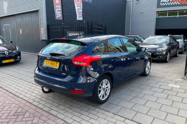 Ford Focus (2016) thumbnail 4