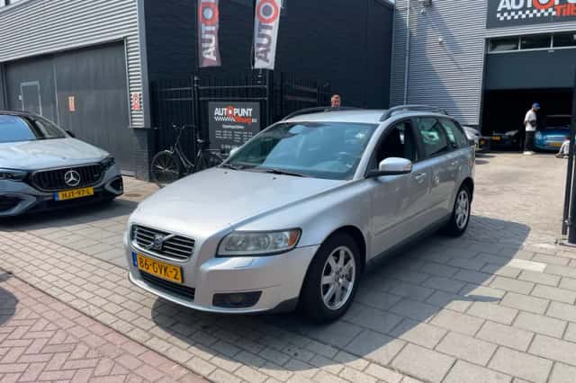 Volvo V50 (2009) thumbnail 1