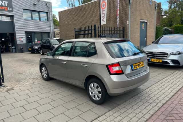 Škoda Fabia (2015) thumbnail 6