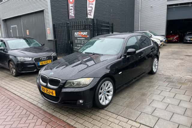 BMW 3-Serie (2009) thumbnail 1