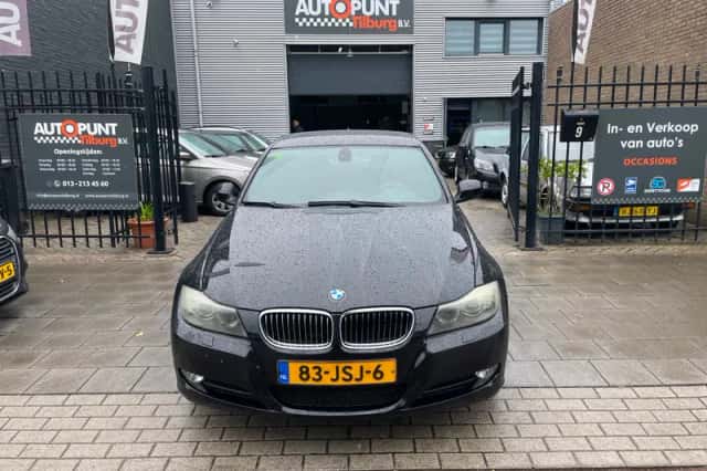 BMW 3-Serie (2009) thumbnail 2
