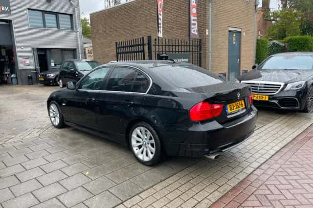 BMW 3-Serie (2009) thumbnail 6