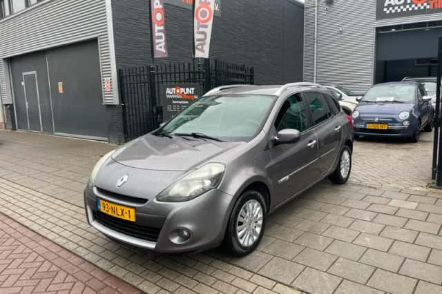 Renault Clio (2010) thumbnail 1