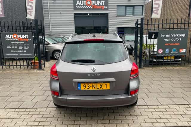 Renault Clio (2010) thumbnail 5