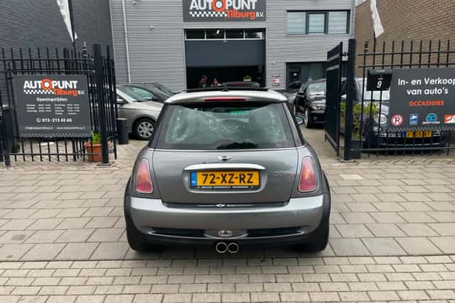 MINI Cooper S (2003) thumbnail 5