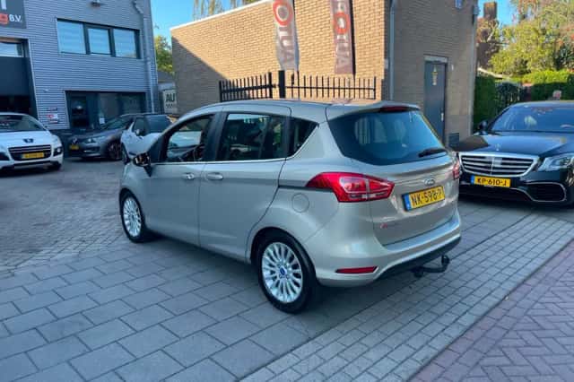 Ford B-Max (2013) thumbnail 6