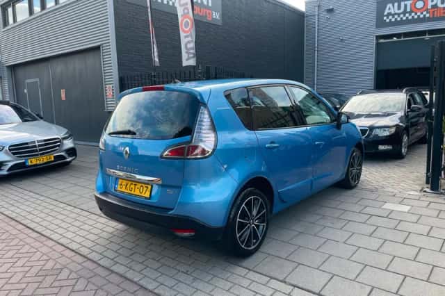 Renault Scénic (2013) thumbnail 4