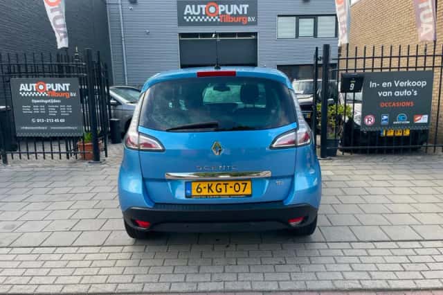 Renault Scénic (2013) thumbnail 5