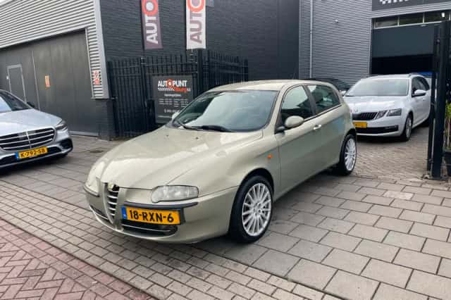 Alfa Romeo 147 (2003) thumbnail 1