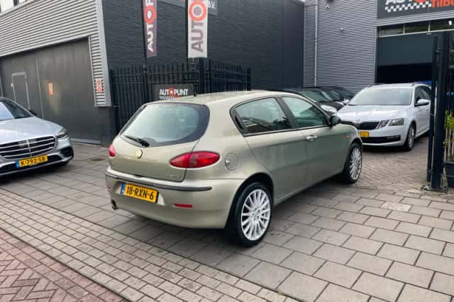 Alfa Romeo 147 (2003) thumbnail 4