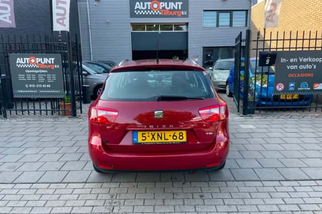 SEAT Ibiza (2015) thumbnail 4