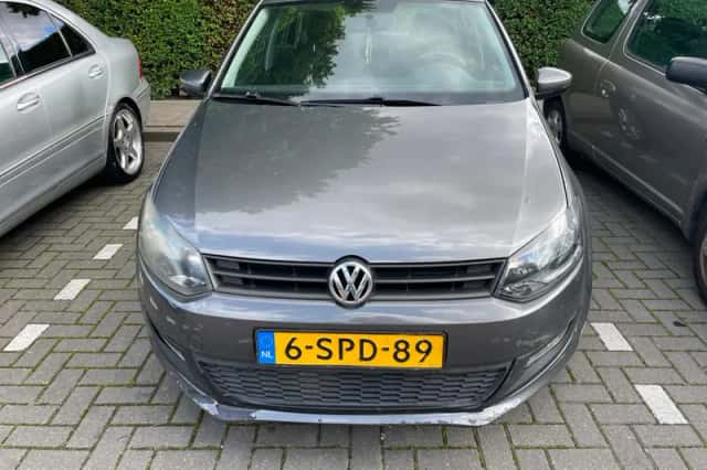 Volkswagen Polo (2012) thumbnail 2